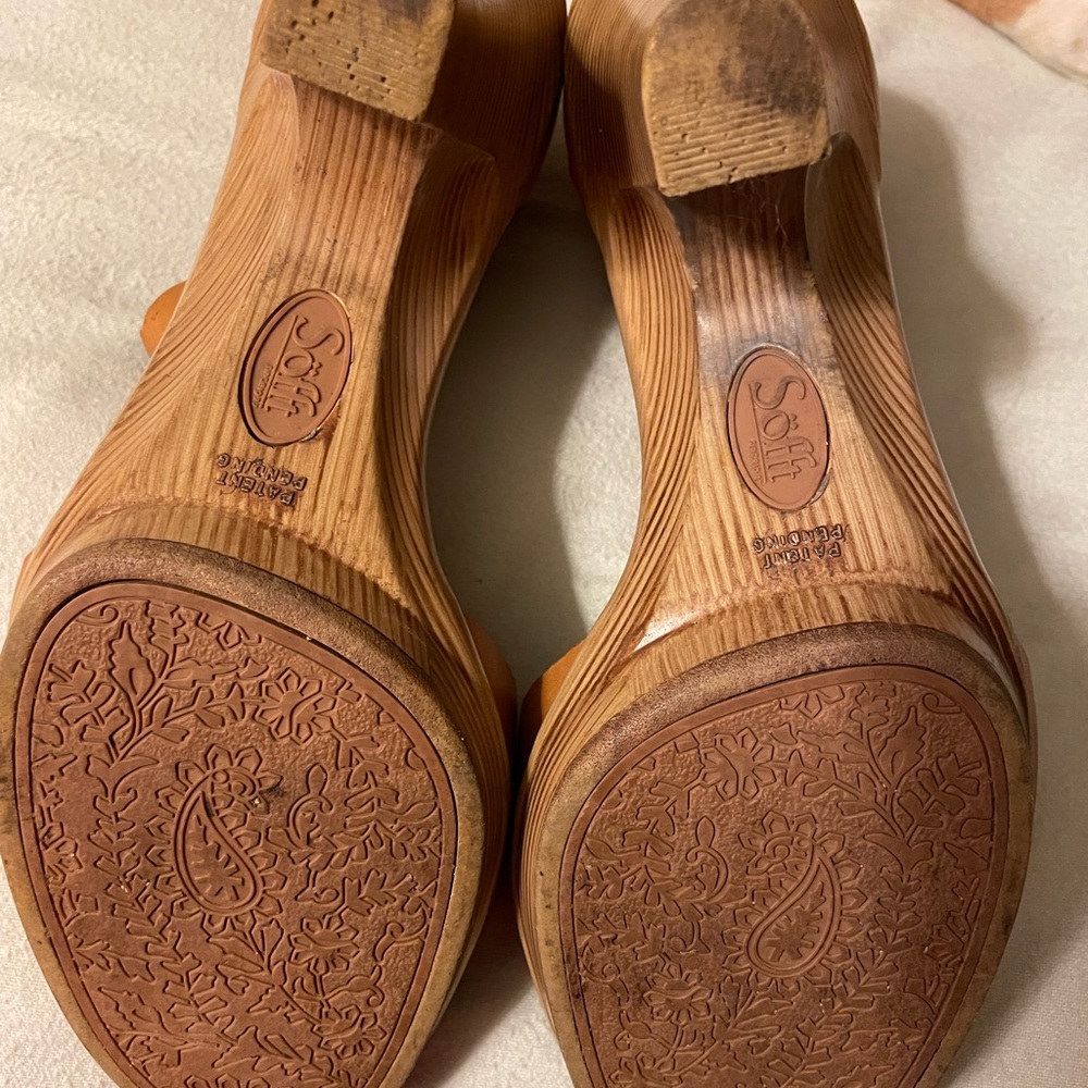 Soft sandals